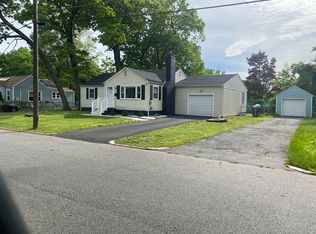 256 Ambrose St, Springfield, MA 01109
