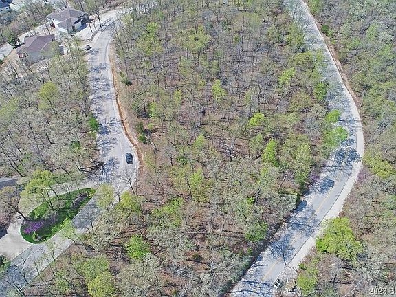 4th image of 746 Kestrel Ln
