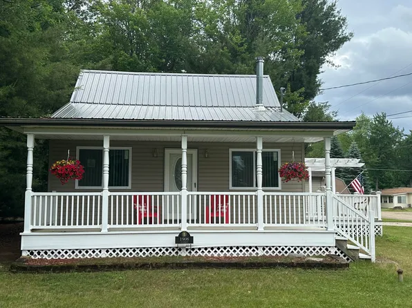 1908 1st St, Saint Helen, MI 48656