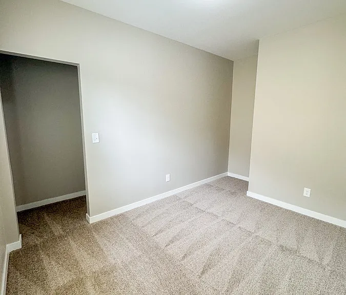946 Muskegon Ave NW #4 — Photo 13