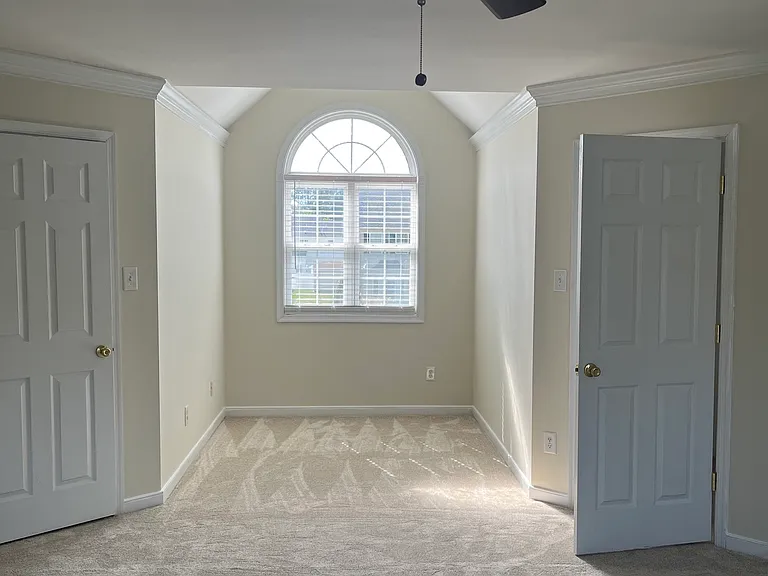 124 Point Hollow Pl — Photo 10