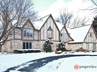 2065 Derrin Ln, Brookfield, WI 53045