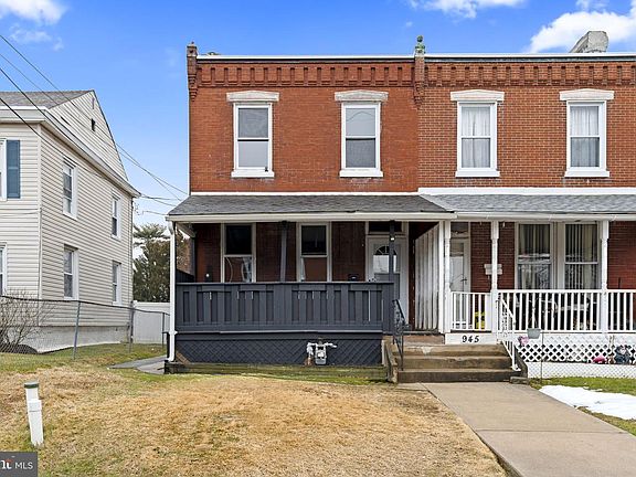 2nd image of 943 Coates St