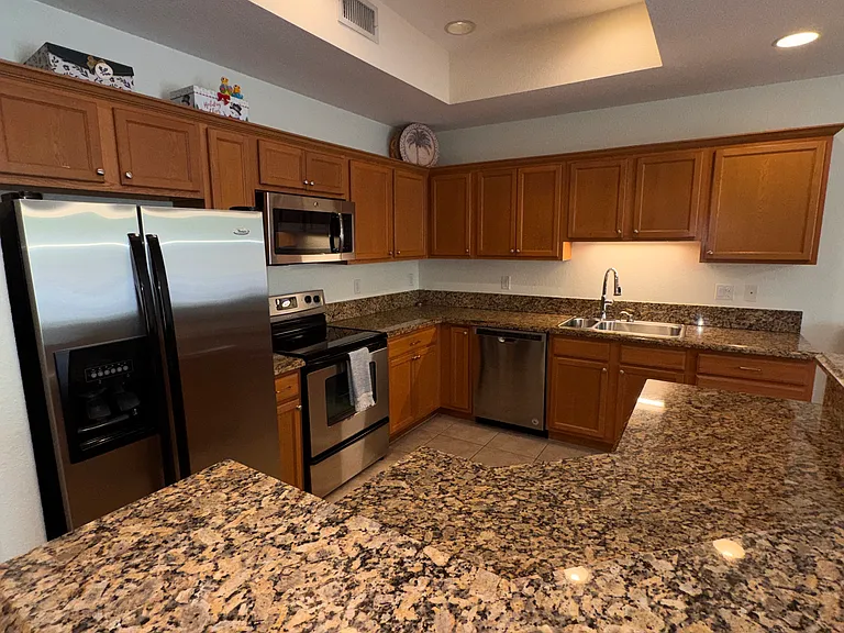 10320 SW Stephanie Way #7-208 — Photo 14