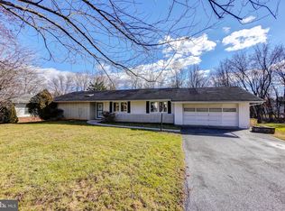6627 Monroe Ave, Sykesville, MD 21784