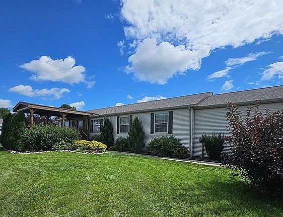 274 Pine Lakes Drive W Lot 9