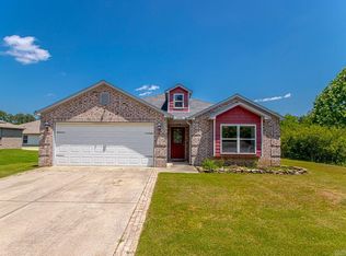 1205 Crossing Loop, Bryant, AR 72022