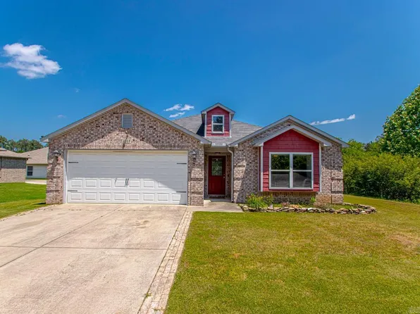 1205 Crossing Loop, Bryant, AR 72022