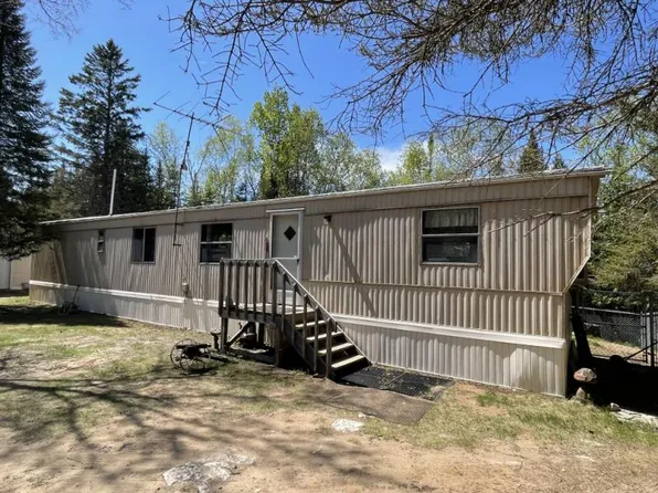 36873 S Poplar Dr, Drummond Island, MI 49726