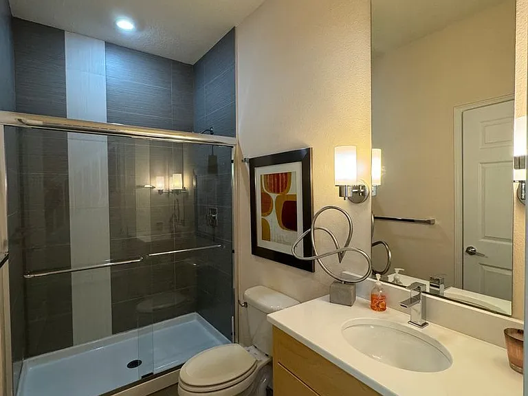 1641 Retreat Cir — Photo 9