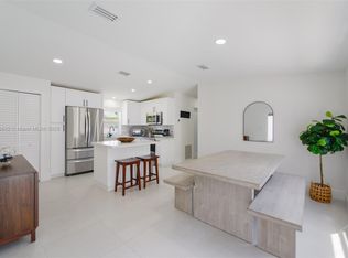 11 Mockingbird Rd, Key Largo, FL 33037