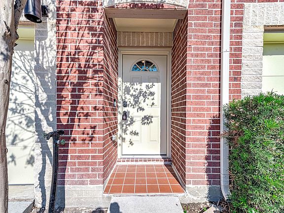 3rd image of 7650 Springhill St #704