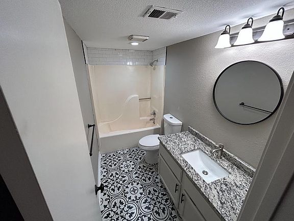 5th image of 168 NW Vesper St #168