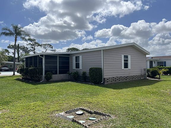 6th image of 5718 Seven Oaks Dr #83