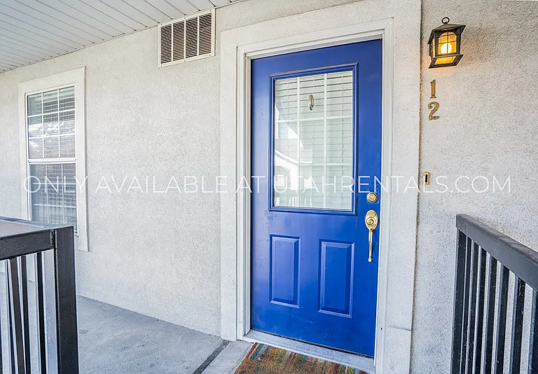 909 N 500 W #12 — Photo 5