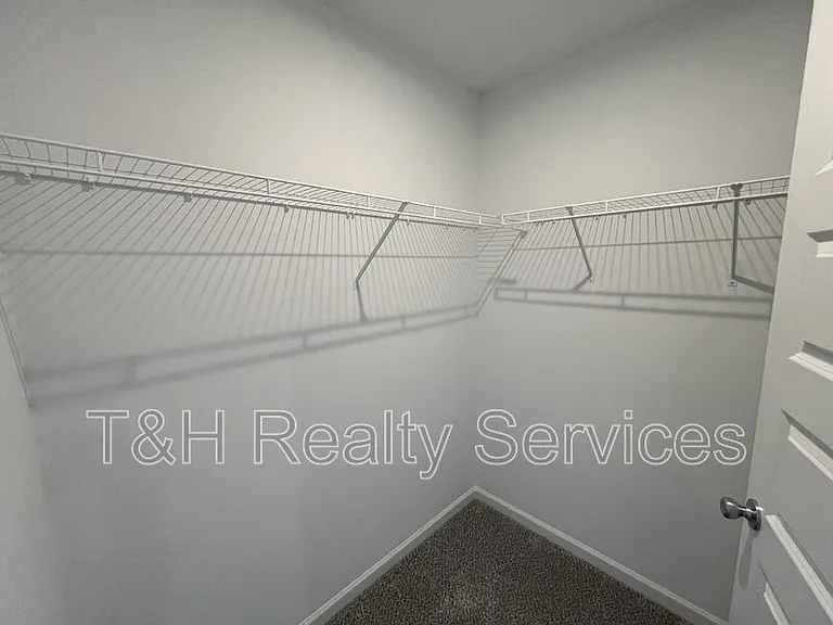 4801 Summerfield Dr — Photo 45