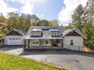 2216 SE Linden Ln, Grants Pass, OR 97527