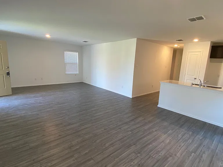 3116 Harper St — Photo 3