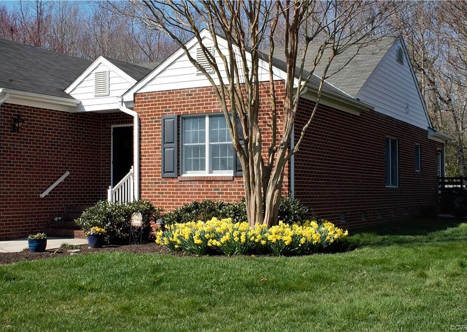 1st image of 5500 Lakemere Dr