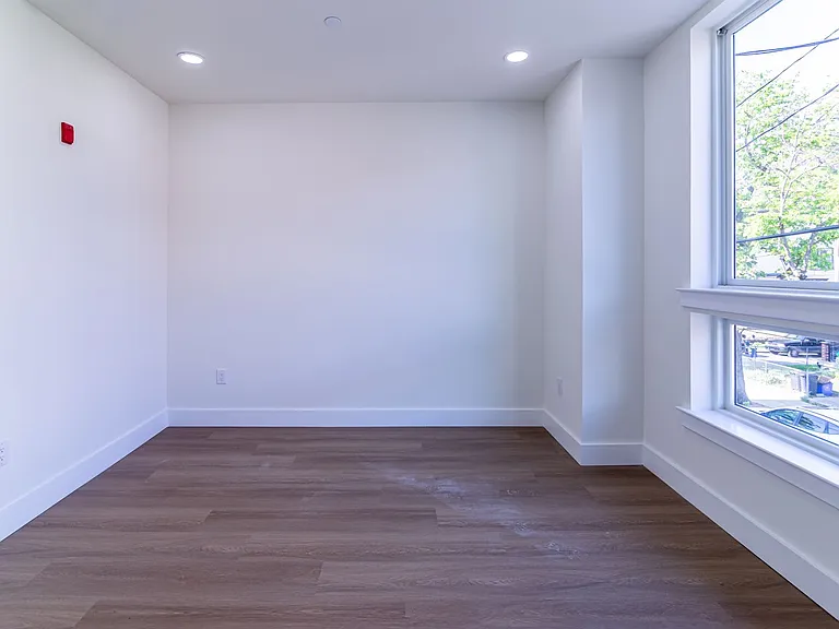 808 N Preston St — Photo 12