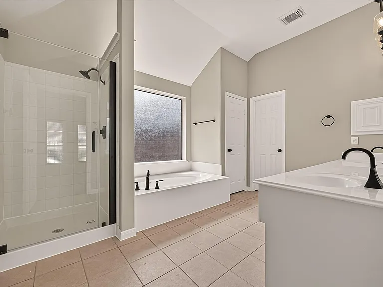 1527 Lake Pauline Ct — Photo 27