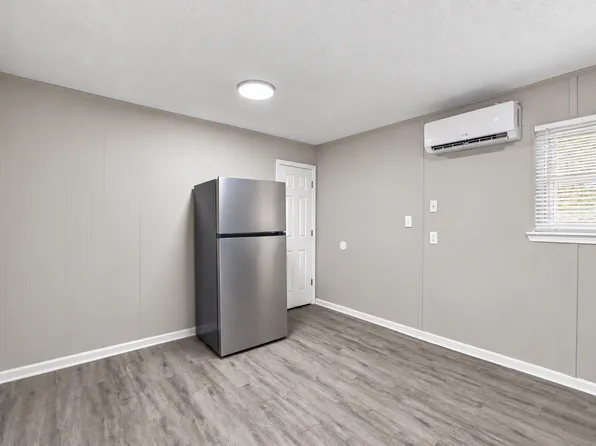 126 Banner St, Danville, VA 24541