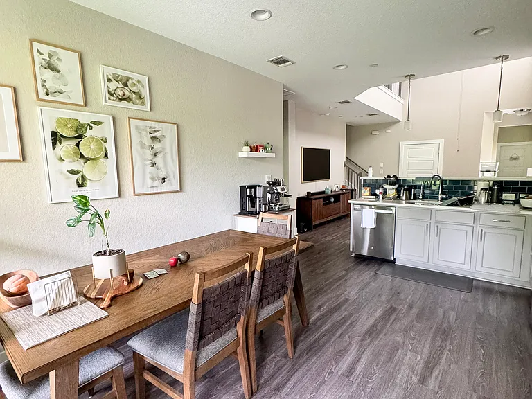 1807 Roseburg Dr — Photo 23