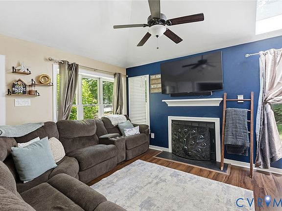 5th image of 5613 Woods Walk Rd