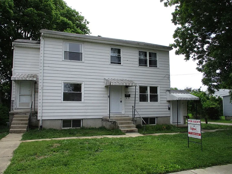2416 Brookline Ave — Photo 1