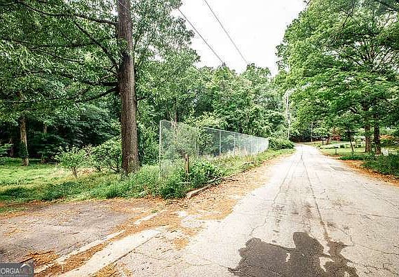 2nd image of 69 Schell Rd SE