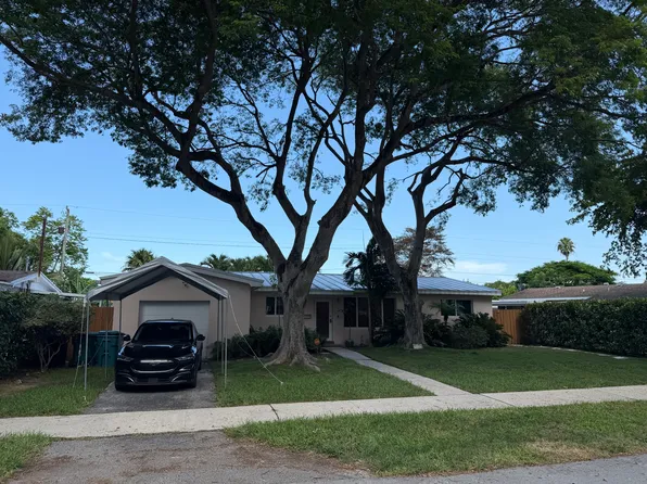 9340 Jamaica Dr, Cutler Bay, FL 33189