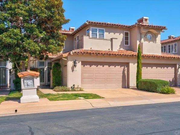 9695 Claiborne Sq, La Jolla, CA 92037