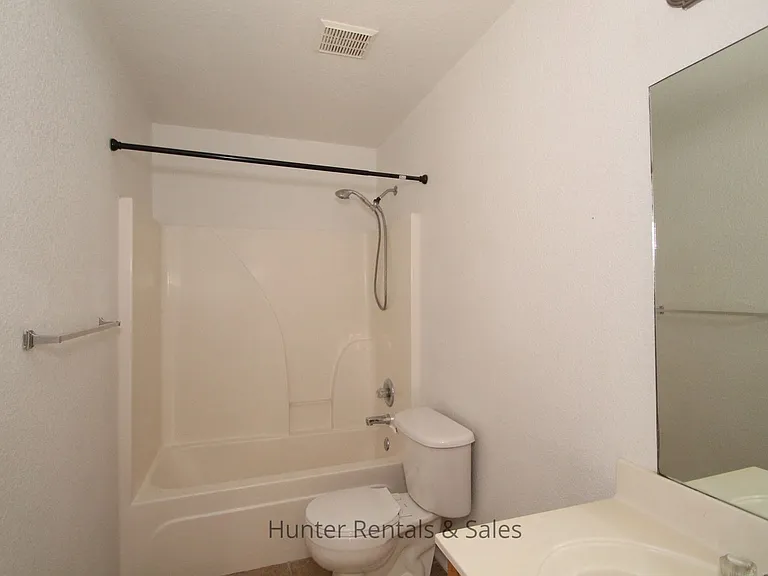 302A Jeff Gordon Dr — Photo 10