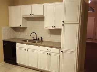 1976 Canyon Ridge St, Fort Worth, TX 76131