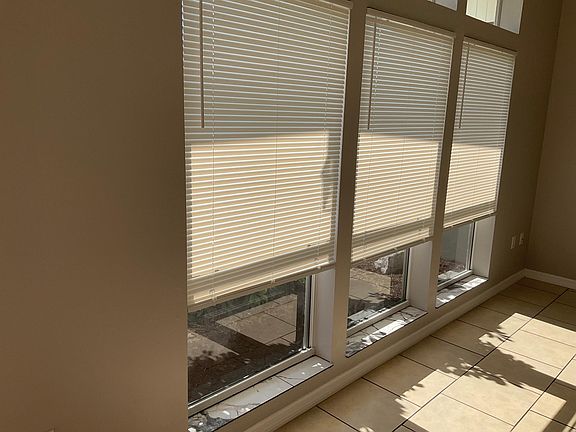 5th image of 4250 Deerfield Dr