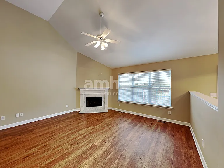 1041 Secretariat Dr — Photo 7
