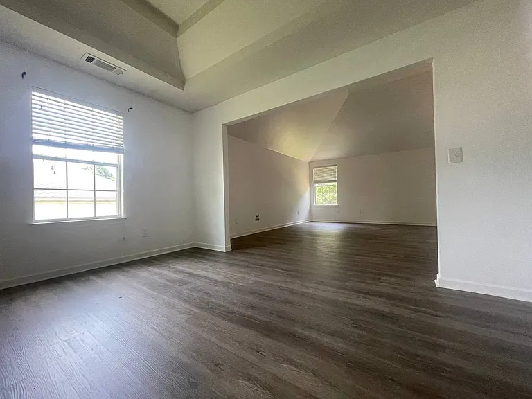 520 Lakeridge Ct — Photo 38