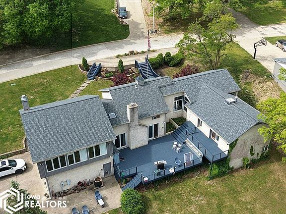 3rd image of 53 Woodshire Dr
