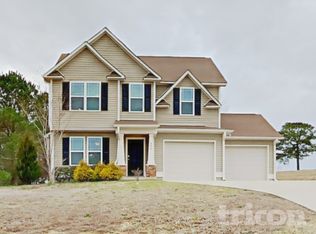 496 Sherrill Farm Dr, Benson, NC 27504
