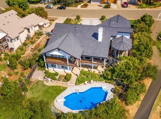 1616 Saint Andrews Dr, Redding, CA 96003