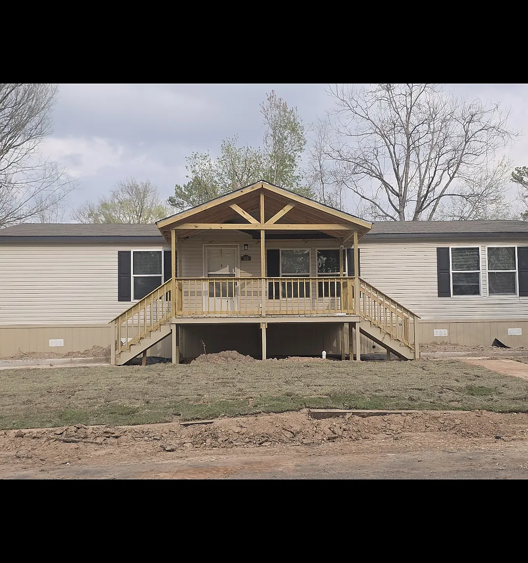 4 bed, 2000 sqft, $1,500 — Photo 1
