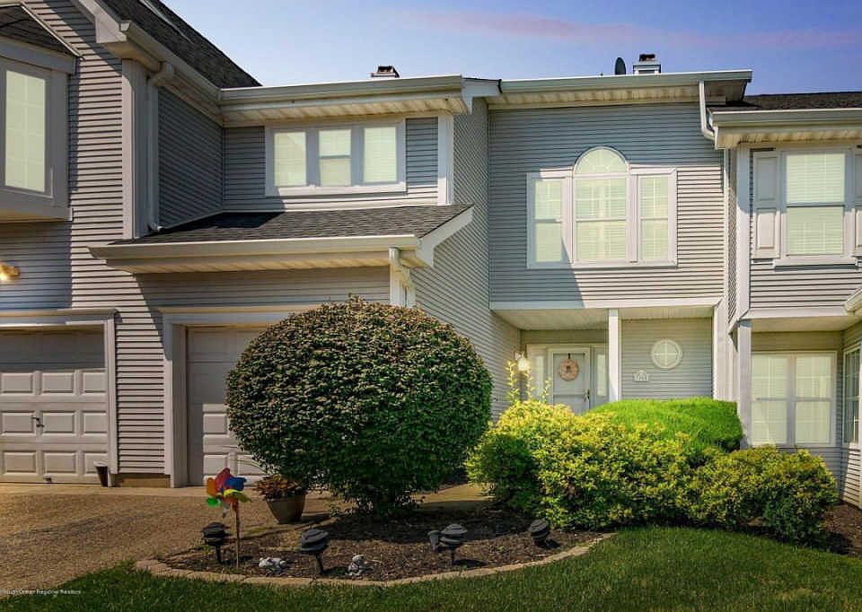 1st image of 3905 Galloping Hill Ln