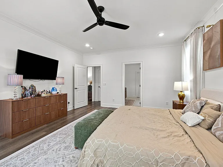 3324 Longport Ln — Photo 23
