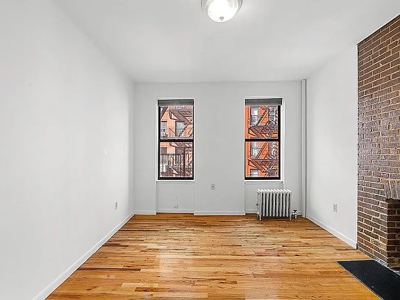3rd image of 619 E 5th St APT 12