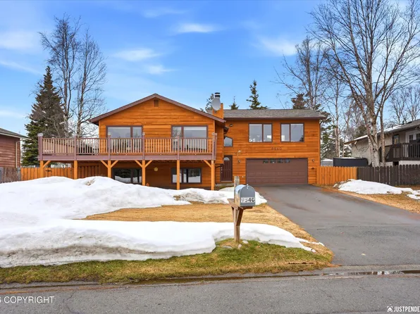 9540 Emerald Dr, Anchorage, AK 99502