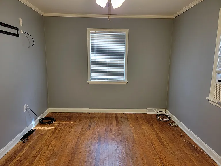 907 Green Ter — Photo 16