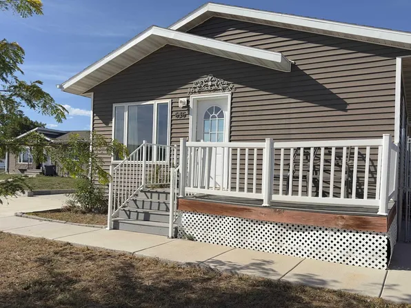 636 Shuttle Ct, Box Elder, SD 57719