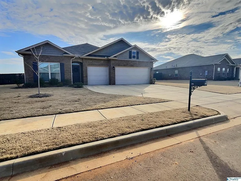 108 Creek Ridge Dr — Photo 24