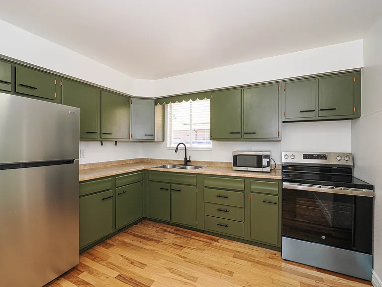 843 W Emeril Ave — Photo 12