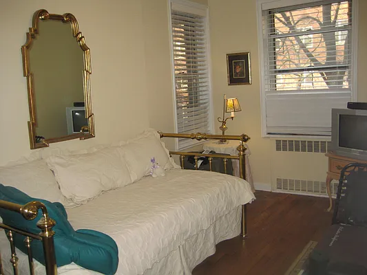 Sold by Lovett Realty, Inc. | media 27